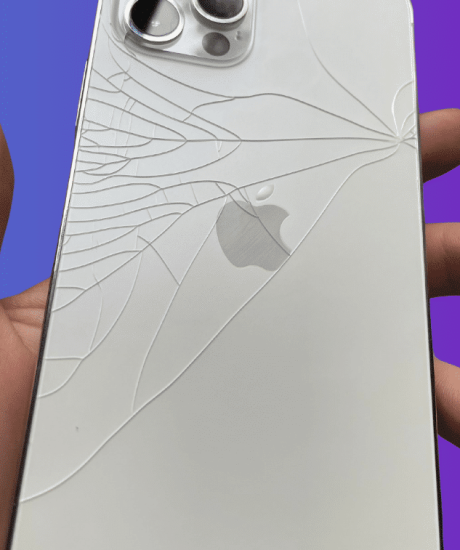 Réparation iPhone 12 à Paris 12